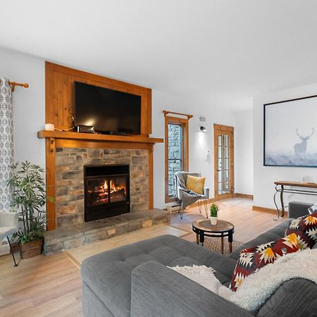 Les Falaises Tremblant - Ski Inout Condo W2Bdrs Mont-Tremblant Eksteriør billede