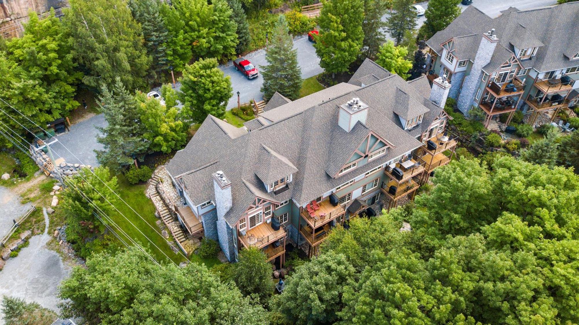 Les Falaises Tremblant - Ski Inout Condo W2Bdrs Mont-Tremblant Eksteriør billede