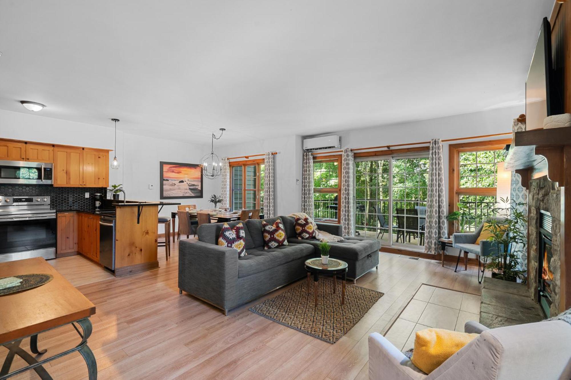 Les Falaises Tremblant - Ski Inout Condo W2Bdrs Mont-Tremblant Eksteriør billede